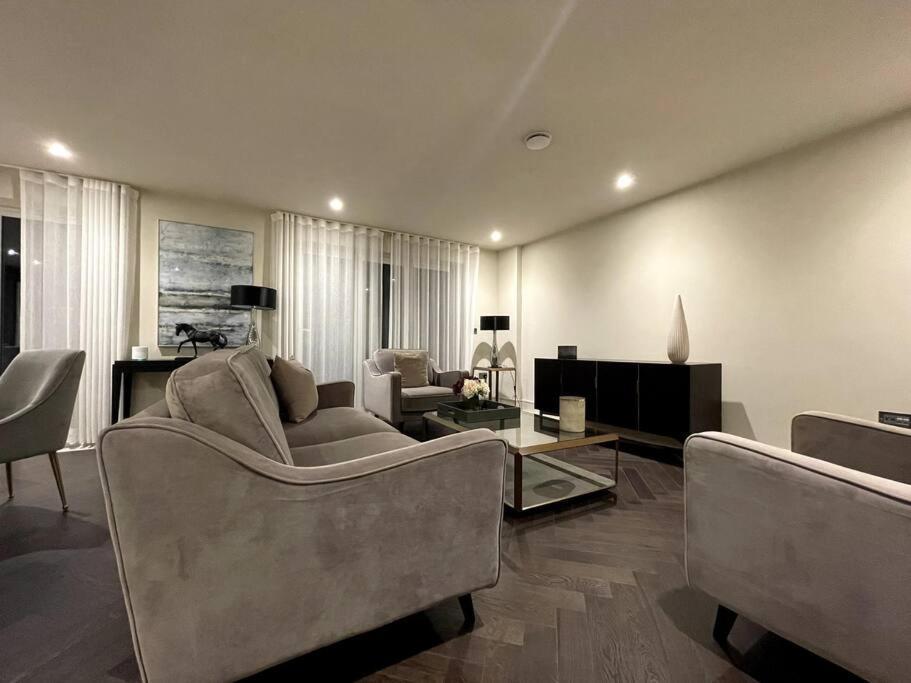 Apartament 2Br Urban Vista Retreat Chcl F7 Chigwell Zewnętrze zdjęcie