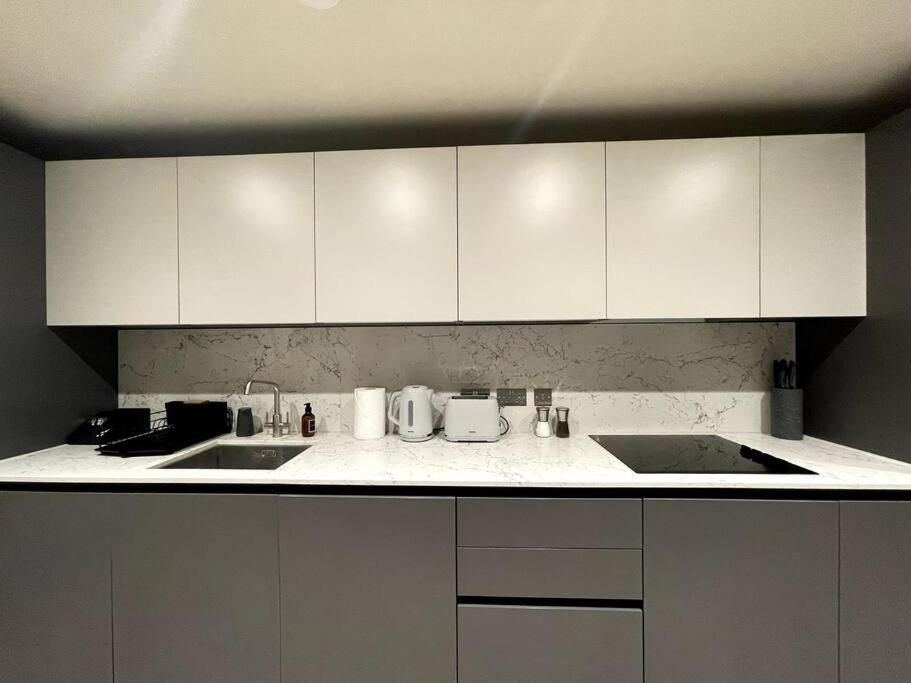Apartament 2Br Urban Vista Retreat Chcl F7 Chigwell Zewnętrze zdjęcie